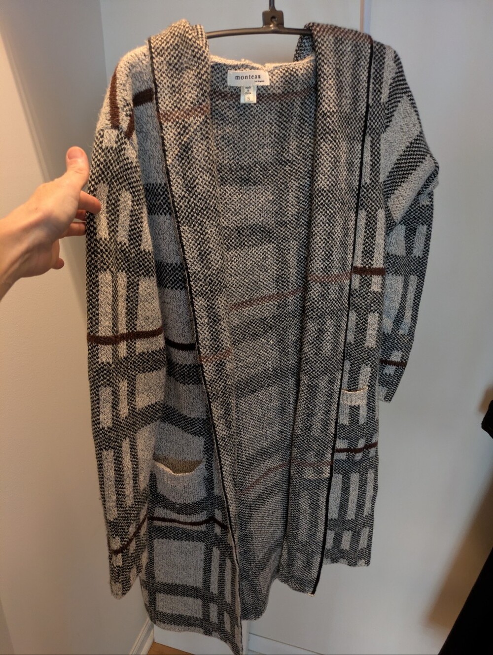 Monteau Gray Plaid Open-Front Cardigan with Brown Accents